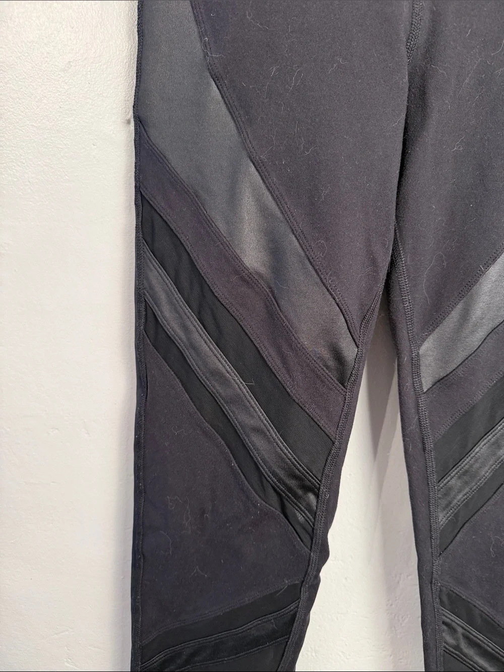 Alo Leggings Long Black Net Trim Inserts Diagonal Design Satin Strips